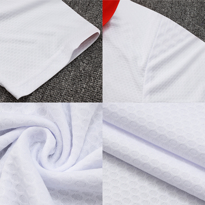 Completo da <span class=keywords><strong>Calcio</strong></span> Retrò Bianco Autunnale per Uomo in Poliestere/Cotone Elasticizzato ad Asciugatura Rapida con Colletto Polo a Manica Corta Servizio OEM con Logo Personalizzato - Product Image 4