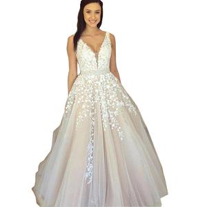 White Ball Gown Wedding Dress V Neck Backless Floral <b>Applique</b> Floor Length Natural Waistline Straps Summer Style - Product Image 5