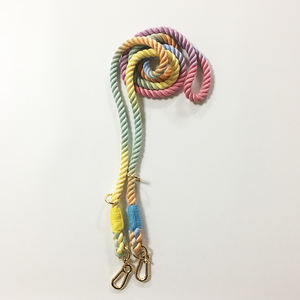 Fabricante al por mayor, accesorios de lujo reciclados para mascotas, collar de correa de perro de cuerda múltiple con gradiente trenzado hecho a mano - Product Image 2