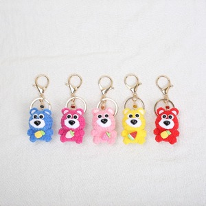 พวงกุญแจห้อยกระเป๋าสำหรับเด็กทำจากผ้าขนสัตว์ลายหมีลูกกวาดการ์ตูนน่ารักทำด้วยมือ - Product Image 2