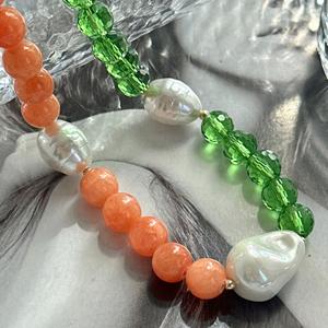 Collana Boho & Hippie con Cristallo Verde e Perla ad Alta Lucentezza, Gioiello Personalizzato Antiossidante - Product Image 4