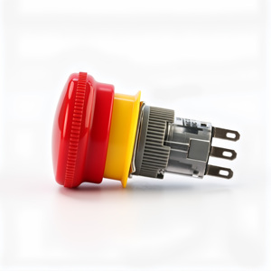Botón pulsador de parada de emergencia metálico IP65 con retención para uso en paneles de control de torres de refrigeración - Product Image 6