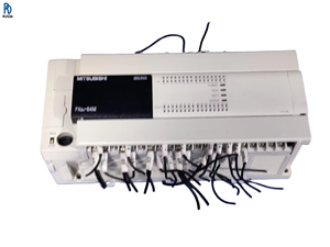 Contrôleur logique programmable PLC FX3U-64MT/ES-A, module de contrôle d'automatisation industrielle, contrôleur programmable haute performance - Product Image 1