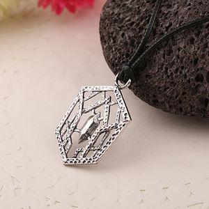 Holesale-collares personalizados de película europea y Merican, vintage, periférico - Product Image 6