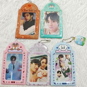 Muestra Gratuita: Porta Tarjetas de PVC con Llavero, Atractivo Estuche para Guardar Fotografías, Material de Papelería para Tarjetas de Crédito - Product Image 3