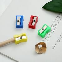 Taille-crayon rectangulaire en plastique coloré pour enfants et étudiants, vente en gros d'usine