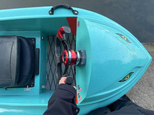 Mini kart à mousse motorisé de 18 kW, design élégant, <span class=keywords><strong>jet</strong></span> <span class=keywords><strong>ski</strong></span> aquatique calme et briseux, bateau <span class=keywords><strong>télécommandé</strong></span>, matériau en fibre de verre - Product Image 3