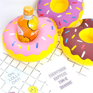 Flotador inflable para bebidas con forma de donut, soporte de PVC para bebidas, para uso en piscinas y exteriores, accesorio de natación unisex. - Product Image 1