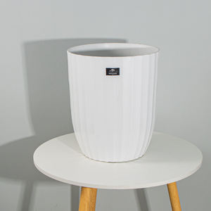 Macetas grandes y creativas, juego de macetas de plástico duradero grueso, macetas para interiores y exteriores - Product Image 2