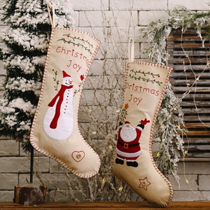 Chaussettes <span class=keywords><strong>de</strong></span> Noël personnalisées <span class=keywords><strong>de</strong></span> luxe OurWarm, grandes, à <span class=keywords><strong>suspendre</strong></span>, en toile <span class=keywords><strong>de</strong></span> jute, pour la sublimation, pour la broderie - Product Image 5