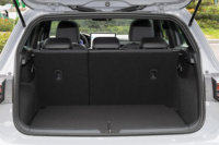Nouvelle Voiture Berline Golf 8 300TSI R Line Direction à Gauche R17 Turbo Euro VI 5 Places Essence Intérieur Clair
