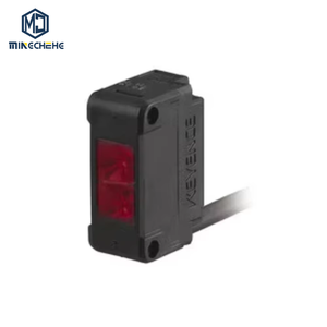 เซ็นเซอร์โฟโตอิเล็กทริกแบบสะท้อนแสงกระจาย PZ-G42N ยี่ห้อ Keyence รูปทรงสี่เหลี่ยม IP67 NPN 10-30VDC ความแม่นยำสูง - Product Image 1