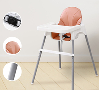 Chaise haute pour bébé en plastique multifonctionnelle portable avec un design personnalisable pour une utilisation en intérieur et en extérieur