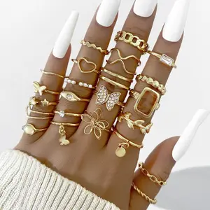 Hot Sale Fashion Jewelry Rings Trendy Heart Butterfly Snake Pearl Geometric Ring Set For Women