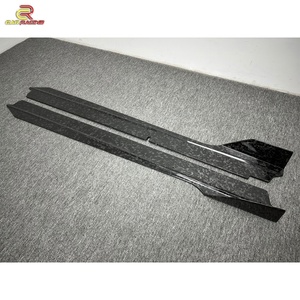 Jupes latérales en fibre de carbone forgée effet brillant style Vorstein pour Lamborghini Huracan LP580 LP610 2014-2018 – Kits carrosserie carbone, pièces automobiles - Product Image 2