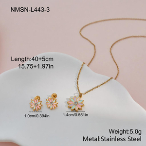 Grazioso Set di Gioielli per Bambine, <span class=keywords><strong>Collana</strong></span> e Orecchini a Fiore in Acciaio Inossidabile Ipoallergenico, Regalo per Bambine - Product Image 5