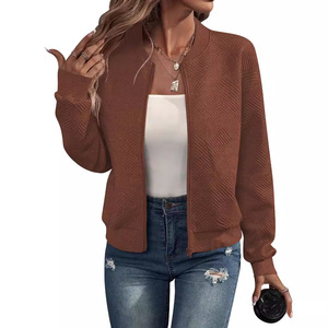 TKS Europa América Otoño Nuevo Abrigo Casual con Cuello de Botones y Cremallera Geométrica para Mujer. - Product Image 5