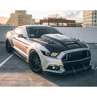 Nouveau capot moteur perforé en fibre de carbone Mustang pour conversion/mise à niveau avec ajustement universel en noir