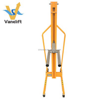Offre Spéciale 100kg 150kg 200kg manuel Mini élévateur main pousser chariot élévateur Type treuil ascenseur levage 1.5M de haut