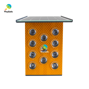 Luci di Segnalazione a <span class=keywords><strong>LED</strong></span> per Guardrail ad Alta Luminosità e Intensità, Riflettenti Prismatiche, Lampeggianti Sincronicamente, Alimentate a Energia Solare, in Alluminio - Product Image 4