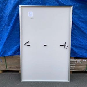 Panel Solar Monofacial de Vidrio Único Hi-MO X10 LR7-60HVHL 535-560M Hbc, 24.8% de Eficiencia, Celda de 182 mm, Ligero, Blanco, IP68 - Product Image 3