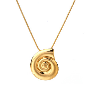 Collar con Colgante de Corazón Chapado en Oro 304 316, Cadena de Aleación Romántica para Mujer, Circonita Cúbica, Joyería para Uso Diario - Product Image 2