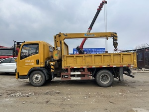 Camion grue jaune d'occasion, poids total 4495 kg, hauteur des panneaux latéraux 5,5 m, véhicule de levage pour chantier de construction - Product Image 5