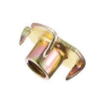 Tuerca en T DIN1624 de 4 Puntas M4 M6, Tuerca de Inserción de Cuatro Garras de Acero Galvanizado con Recubrimiento de Zinc, Clase 4.8, para Muebles y Carpintería