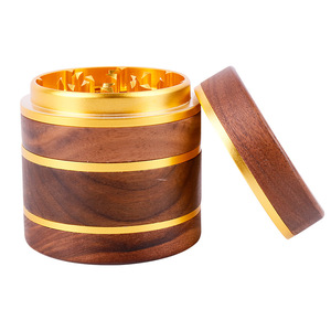 Molinillo de hierbas de madera de alta calidad con tapa magnética, venta al por mayor, molinillo de tabaco de aluminio de 4 capas - Product Image 1