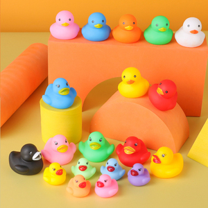 Patito Súper Mini de Bajo Precio con Logo Personalizado, Juguetes de Baño de PVC con Forma de Pato de Goma Impresos por Lote con Diseños de Patrones - Product Image 3