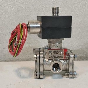 Bobina Solenoide para Válvula de Asiento Angular ASCO EV8003G300 DC12 a Prueba de Explosiones para Uso Industrial - Product Image 1