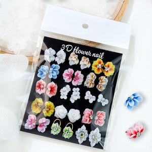 30 piezas de <span class=keywords><strong>flores</strong></span> <span class=keywords><strong>acrílicas</strong></span> hechas a mano decoración de <span class=keywords><strong>uñas</strong></span> diseño de <span class=keywords><strong>flores</strong></span> de mariposa <span class=keywords><strong>con</strong></span> diamantes de imitación encanto Cristal Tallado DIY manicura - Product Image 4