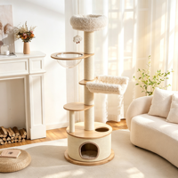 Arbre à chat multi-niveaux CreamDen 152,5 cm avec structure en MDF et placage de bois de bruyère, tressé de sisal, avec niche pour chat, bol en acrylique transparent et grand panier en peluche