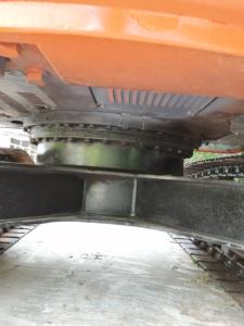 Excavatrice sur chenilles moyenne Hitachi ZX225US d'origine japonaise d'occasion, moteur prêt à l'emploi de 100% tonnes, capacité du godet de 22.5 à 0.8 m - Product Image 6