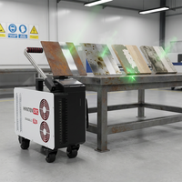 Machine de nettoyage au laser pulsé HANTENCNC pour l'élimination de la rouille et des revêtements sur les coques de navires, préparation des surfaces en acier marin