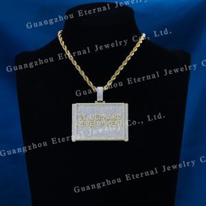 Pingente Charm Quadrado de <span class=keywords><strong>Moissanite</strong></span> 100% Aprovado pelo Testador de Diamantes VVS em Prata S925, Ouro Sólido 9k 10k 14k 18k com Letras Iced - Product Image 4