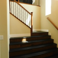 Vente en gros style simple balustrade d'escalier en fer forgé carré solide pour l'intérieur