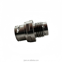 Mecanizado de conector de sensor de acero inoxidable de torneado CNC de precisión con interfaz roscada