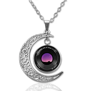 Western Hot Vintage Camera Lens Pendant Necklace Time Gem Moon Alloy Necklace For Women Men Jewelry