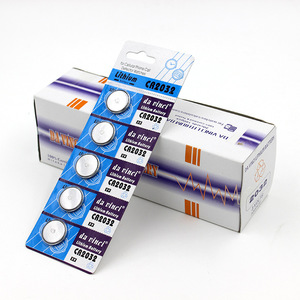 Batería de litio Yueli Cr2032 de 3V tipo botón para relojes y dispositivos electrónicos - Product Image 2