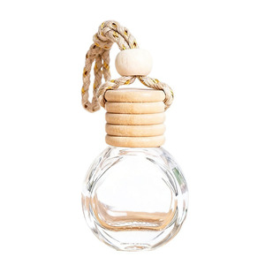 Diffuseur de parfum pour voiture en verre vide de 8 ml, nouveau design, forme plate et ronde, avec couvercle en bois - Product Image 4