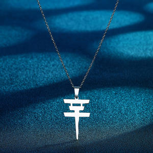 Nuevo Collar de Acero Inoxidable con Colgante del Logotipo de <span class=keywords><strong>Tokio</strong></span> <span class=keywords><strong>Hotel</strong></span>, Collar con Símbolo de Bill Kaulitz, Venta al por Mayor - Product Image 5