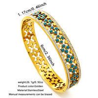 Bracelet géométrique en acier inoxydable anti-goutte, design floral ajouré luxueux et exclusif, plaqué or 18 carats, le plus vendu