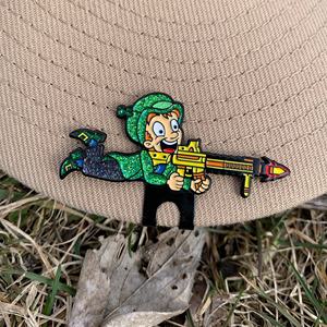 Hoge kwaliteit baseball anime pet-speld en petclip, op maat gemaakte Mexicaanse charms, metalen geanimeerde pistool emaille pet-speld - Product Image 2