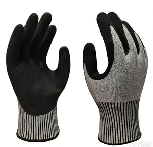 Seviye 5 Kesilmeye Dayanıklı İş Eldivenleri Konforlu Esnek Uyumlu Kesilmeye Karşı Koruma Aşınmaya/Delinmeye Dayanıklı Siyah PU Kaplamalı Güvenlik Eldivenleri - Product Image 4