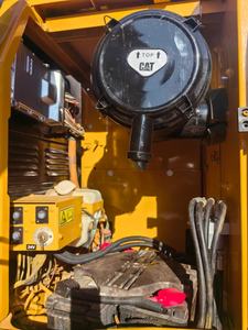 Excavatrice d'occasion 320D, modèle 2024, 20 tonnes, fabriquée au Japon, avec godet de 1,0 m³, moteur hydraulique, chenilles, pour travaux de construction - Product Image 6