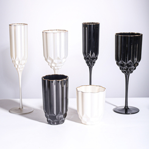 Ensemble de verres à vin à pied long, géométriques et facettés, noir mat avec bordure or <span class=keywords><strong>blanc</strong></span>, pour flûtes à vin, pour mariage et fête - Product Image 4