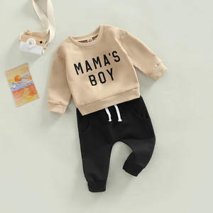 Conjunto de 2 piezas para <span class=keywords><strong>bebés</strong></span> y niños pequeños, sudadera de manga larga con cuello redondo y estampado de letras MAMA'S BOY y conjunto de jogger con cordón - Product Image 2