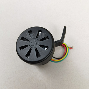 แตรเตือนกันน้ำแบบสามในหนึ่ง 12/24V สำหรับเลี้ยวซ้าย เลี้ยวขวา และถอยหลัง ใช้กับรถยนต์ - Product Image 2