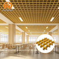 Panneaux de plafond en aluminium à motif bois pour les projets de hall d'hôtel, de restaurant et d'hôtellerie